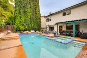 Anaheim Home with Pool, 14 Mi to Disneyland!